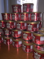 Small cans of Rumford's baking powder available!